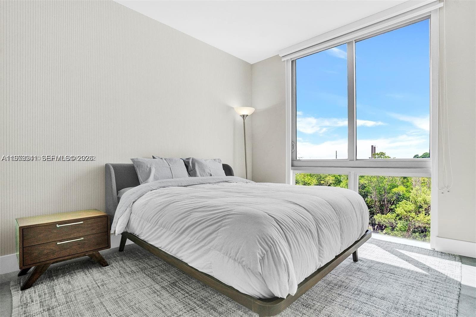 16385 Biscayne Blvd # 421, North Miami Beach FL 33160 — 16