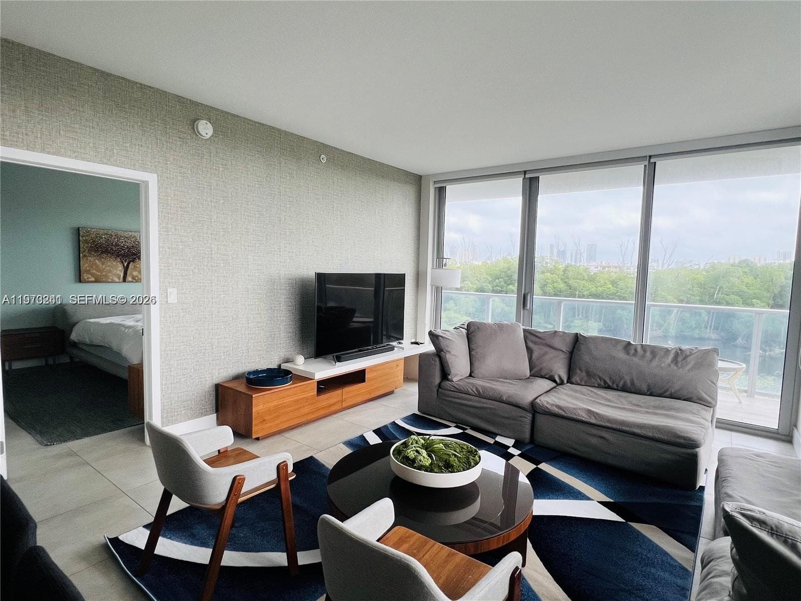 16385 Biscayne Blvd # 421, North Miami Beach FL 33160 — 8