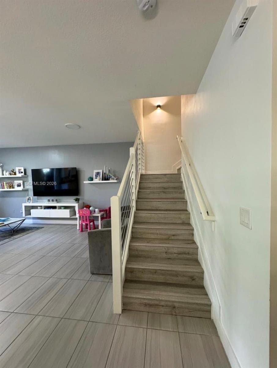 10521 NW 81st Ter, Doral FL 33178 — 13