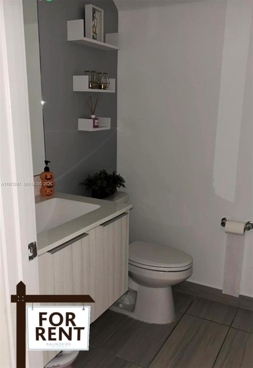 10521 NW 81st Ter, Doral FL 33178 — 17