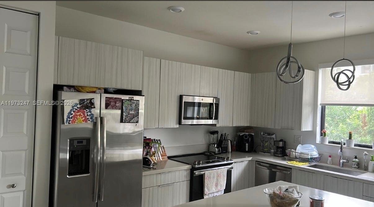 10521 NW 81st Ter, Doral FL 33178 — 11