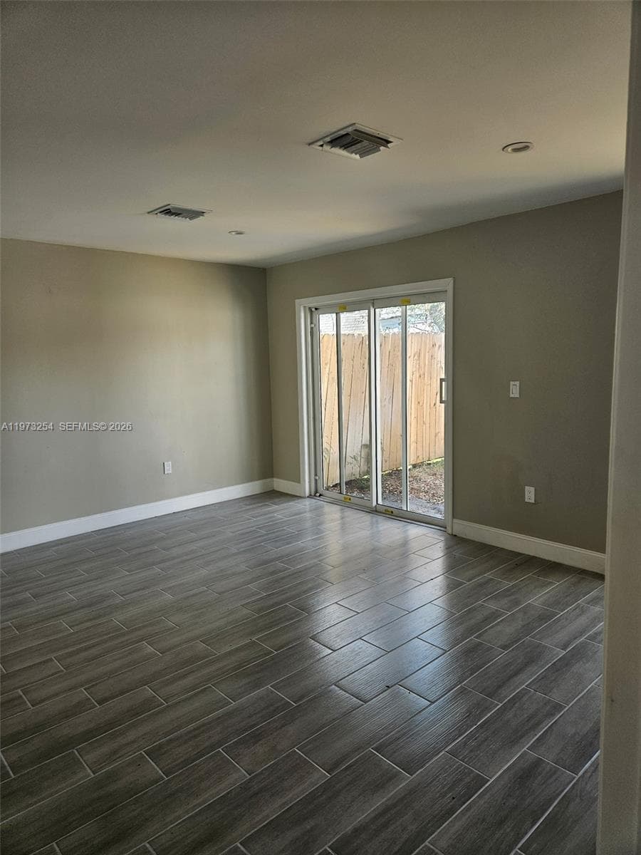 3906 NW 207th St Rd # 3906, Miami Gardens FL 33055 — 23