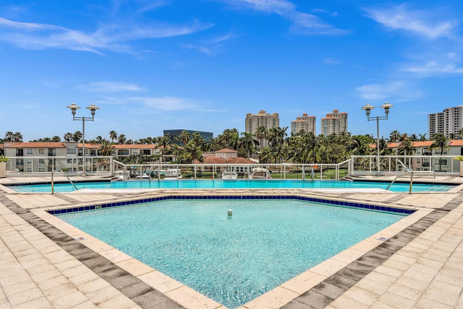 3131 NE 188th Street # 1201, Aventura FL 33180 — 49