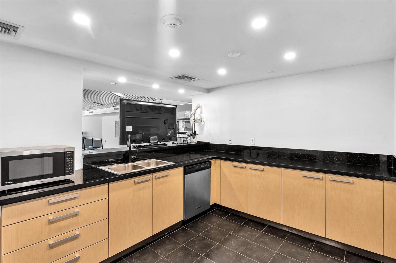 3131 NE 188th Street # 1201, Aventura FL 33180 — 59