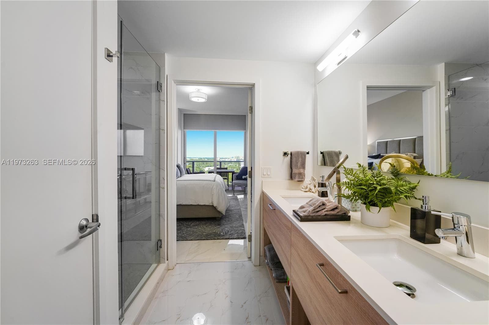 16385 Biscayne Blvd # 1502, North Miami Beach FL 33160 — 16