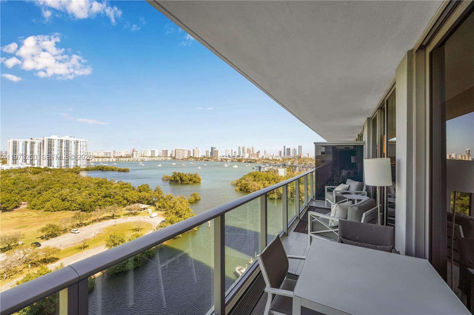 16385 Biscayne Blvd # 1502, North Miami Beach FL 33160 — 1