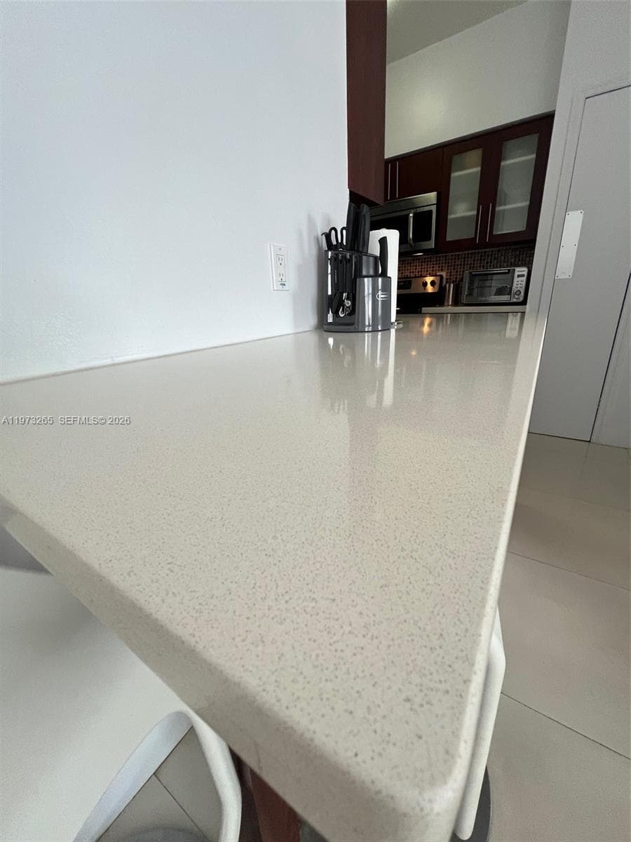 1100 Collins Ave # 303, Miami Beach FL 33139 — 9