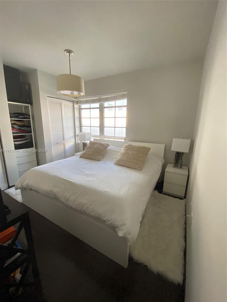 435 21st St # 307, Miami Beach FL 33139 — 12