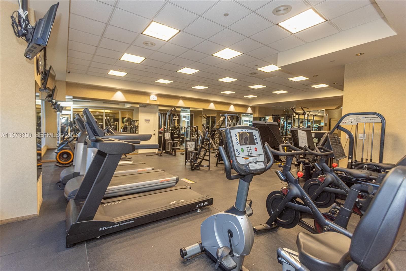 9559 Collins Ave # D, Surfside FL 33154 — 56