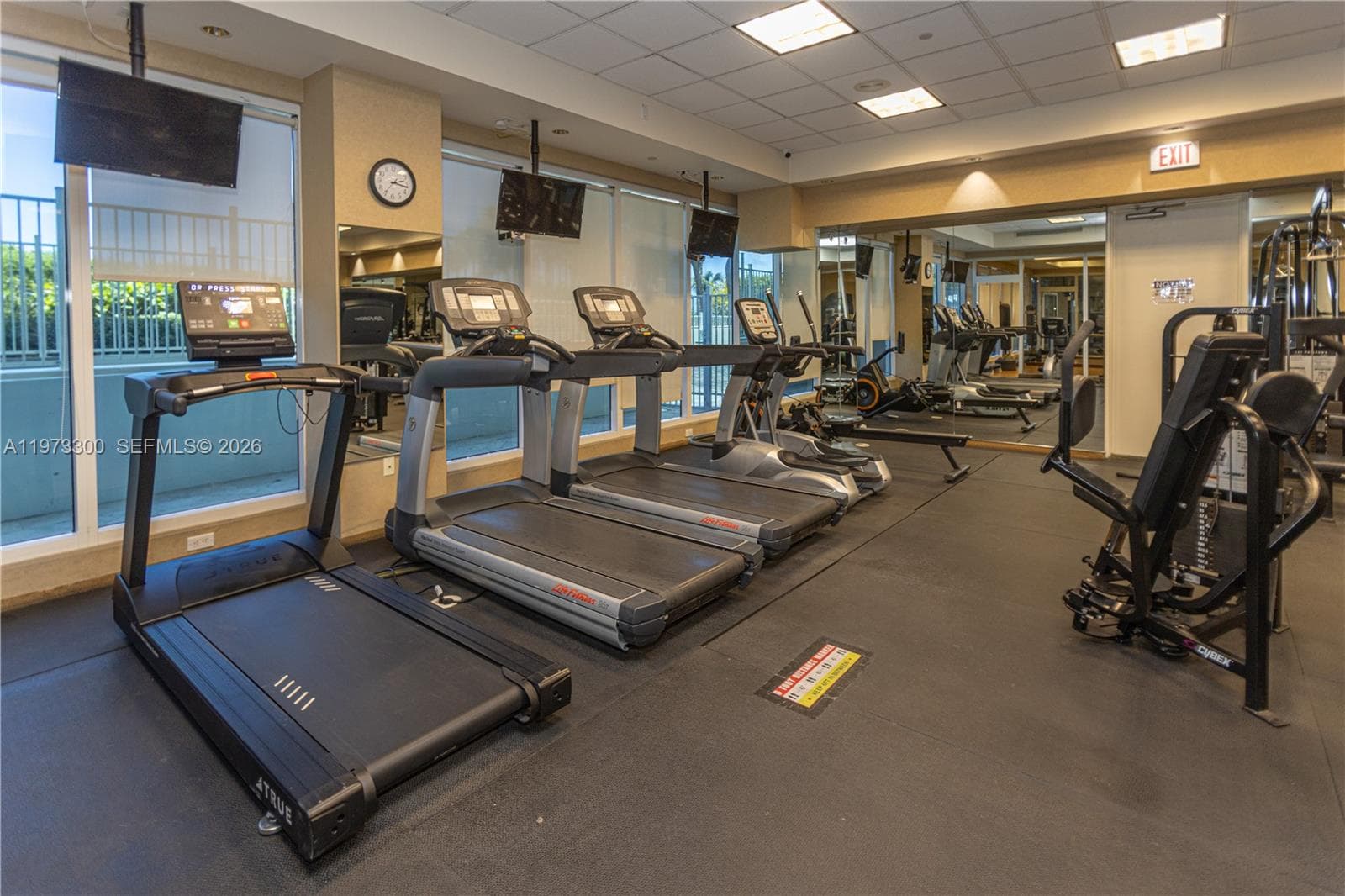 9559 Collins Ave # D, Surfside FL 33154 — 55