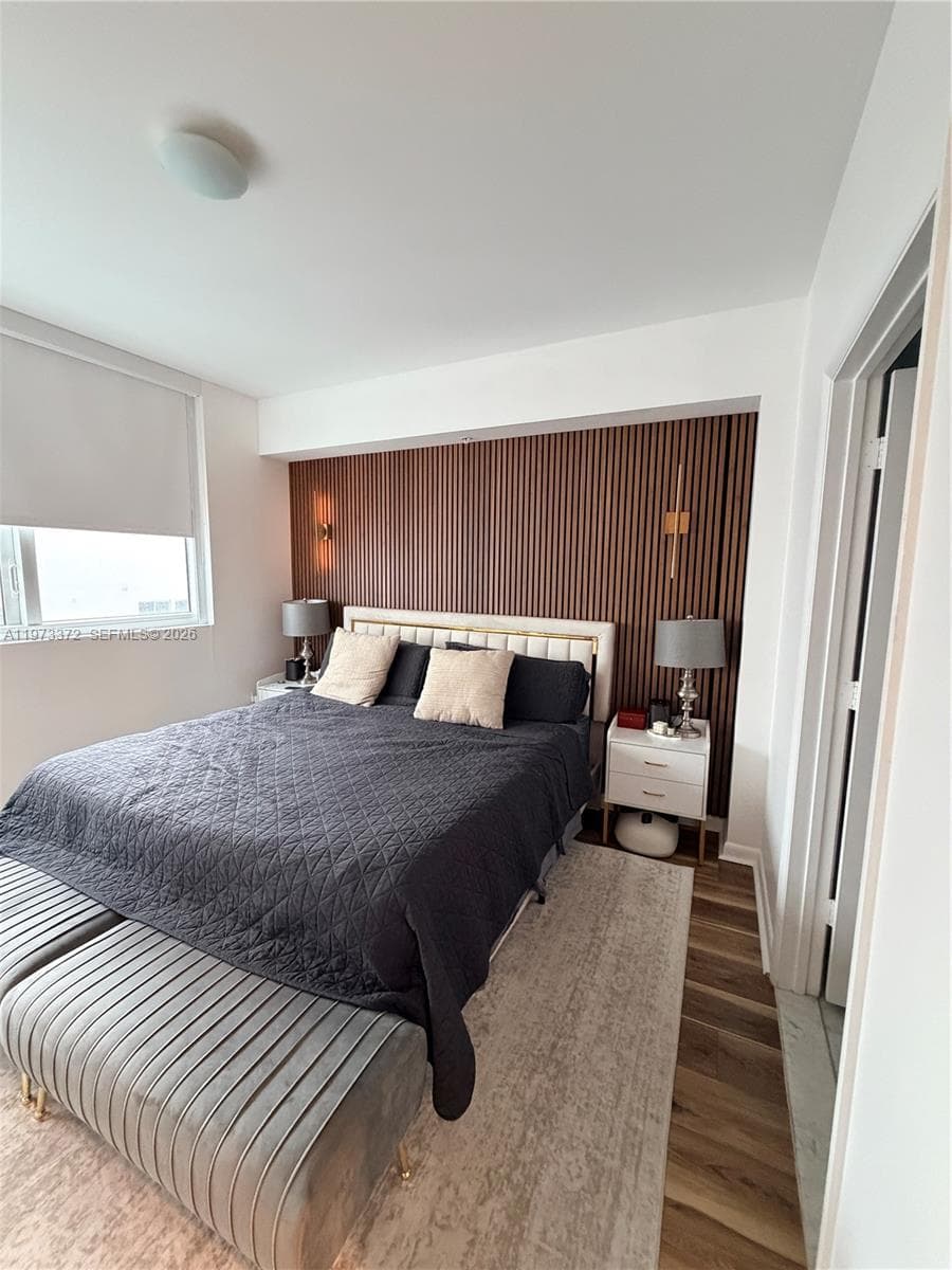 253 NE 2nd St # 3108, Miami FL 33132 — 16