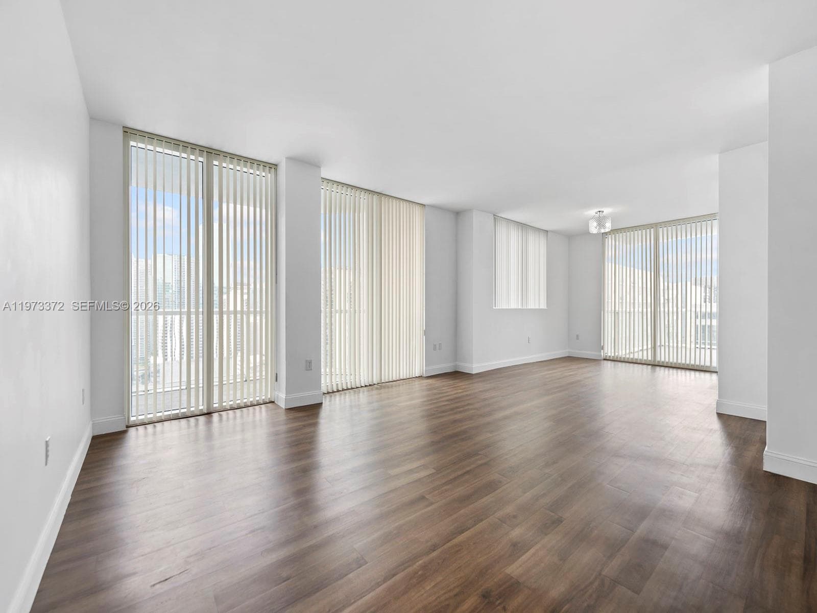 253 NE 2nd St # 3108, Miami FL 33132 — 3