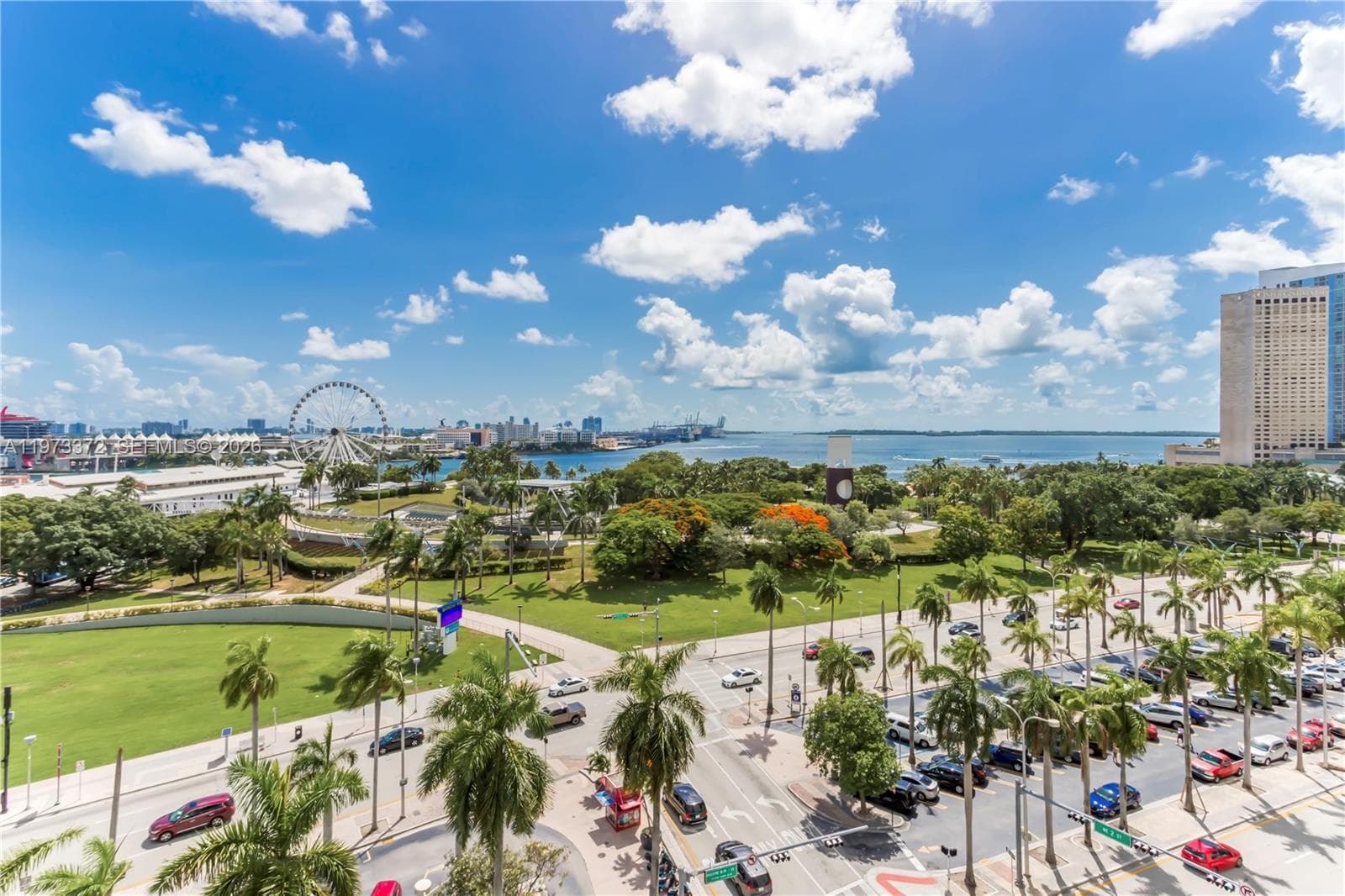 253 NE 2nd St # 3108, Miami FL 33132 — 73