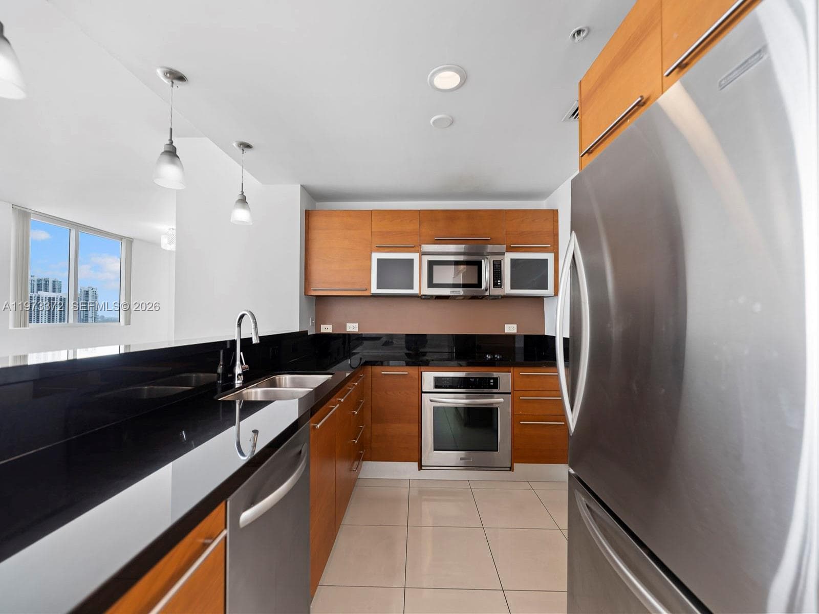 253 NE 2nd St # 3108, Miami FL 33132 — 5