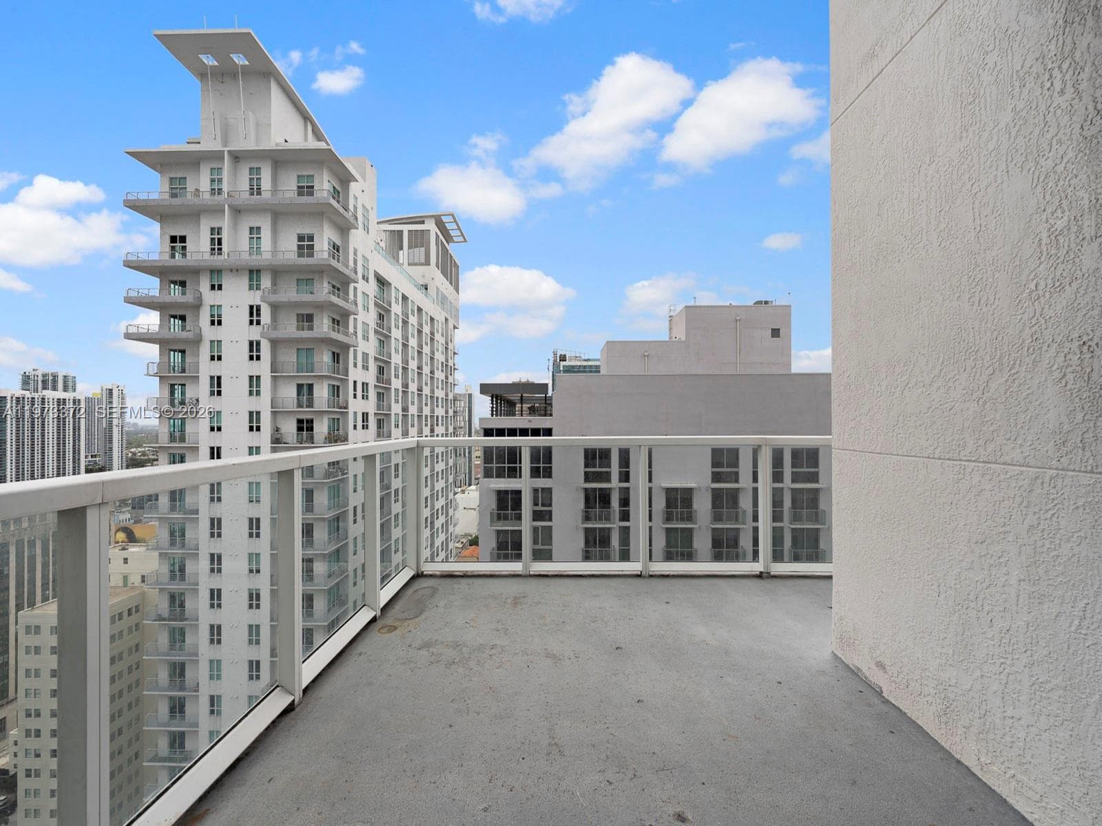 253 NE 2nd St # 3108, Miami FL 33132 — 30