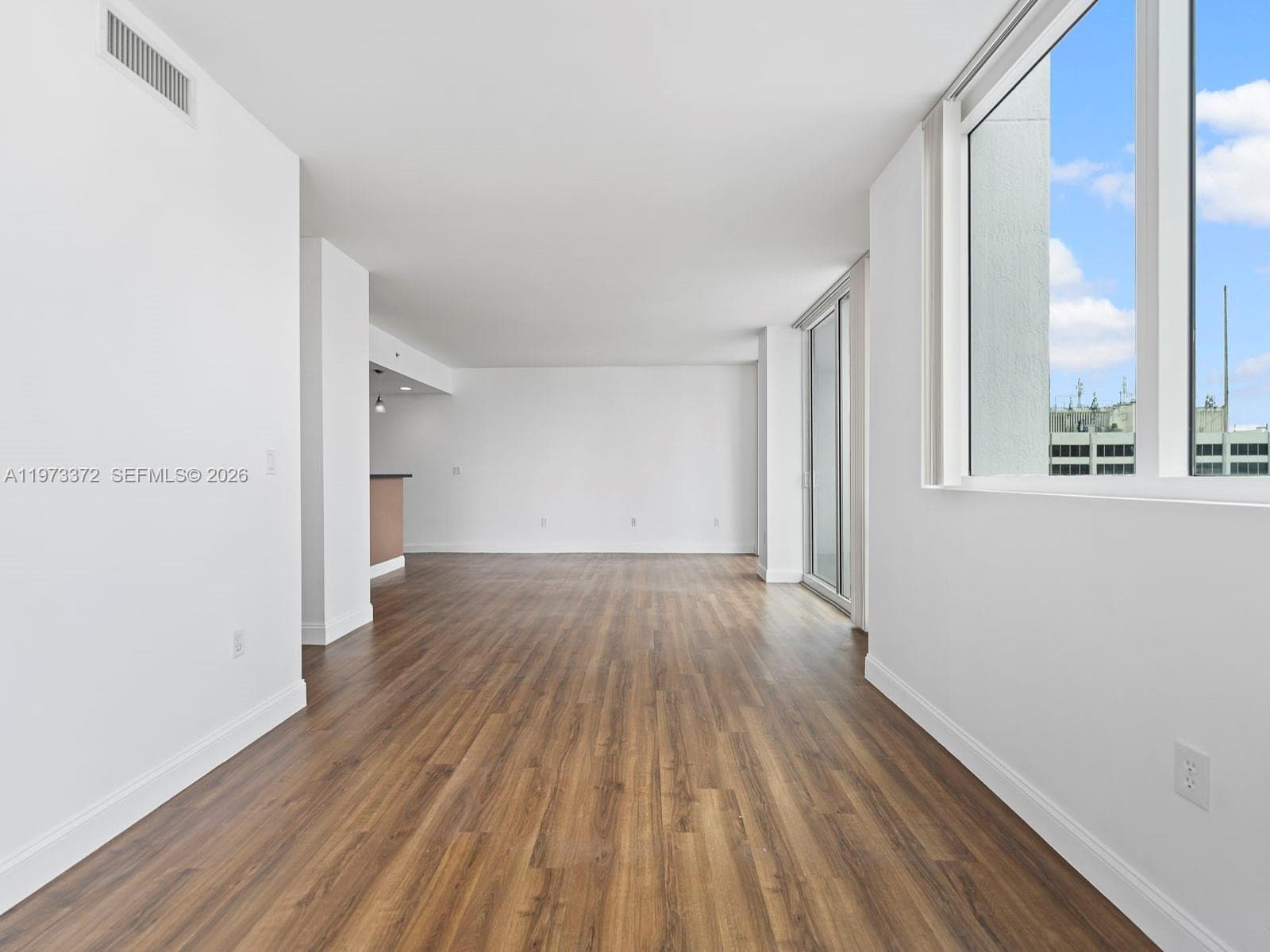253 NE 2nd St # 3108, Miami FL 33132 — 14