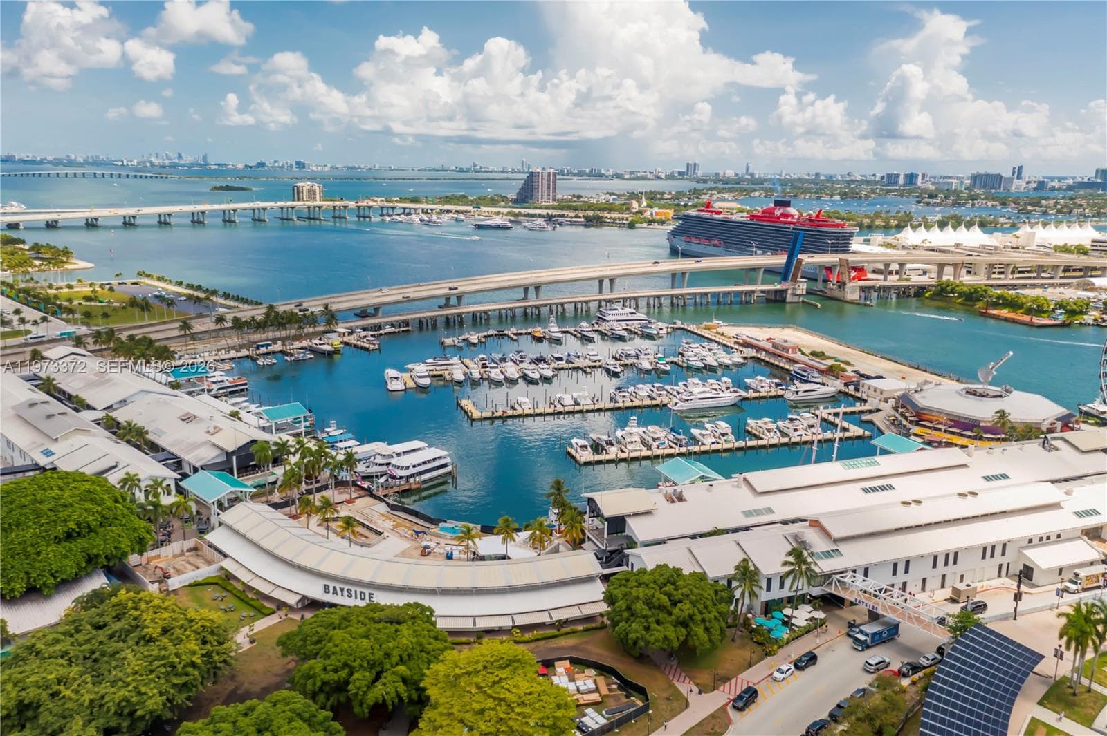 253 NE 2nd St # 3108, Miami FL 33132 — 74
