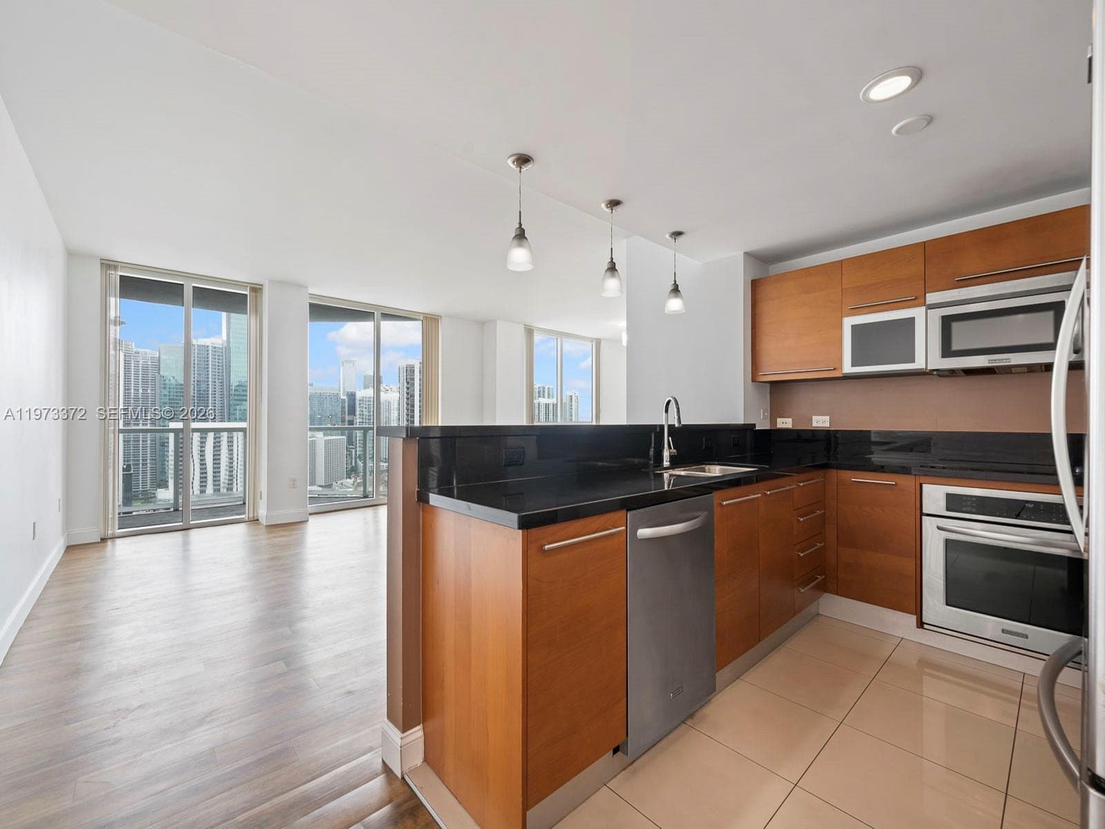 253 NE 2nd St # 3108, Miami FL 33132 — 4