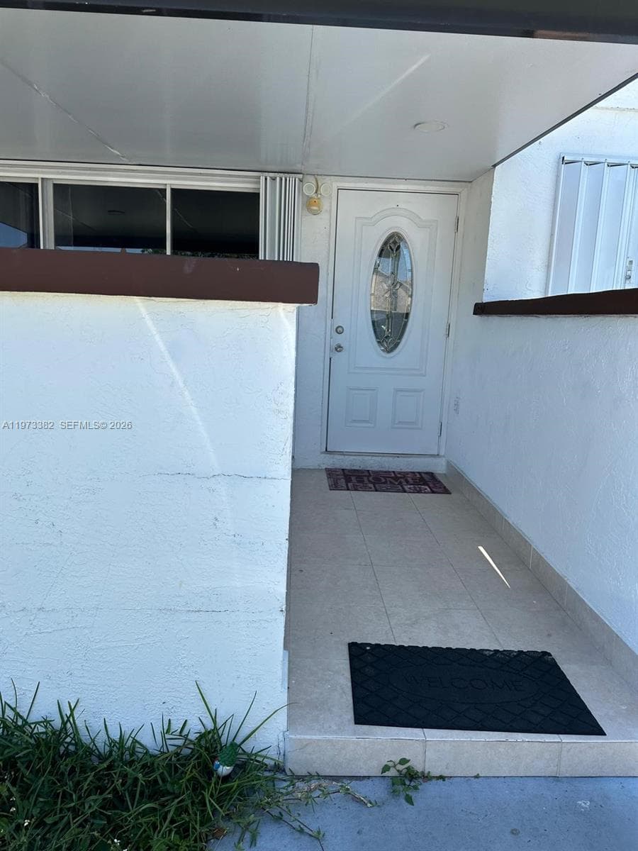 3242 NW 203rd St, Miami Gardens FL 33056 — 2
