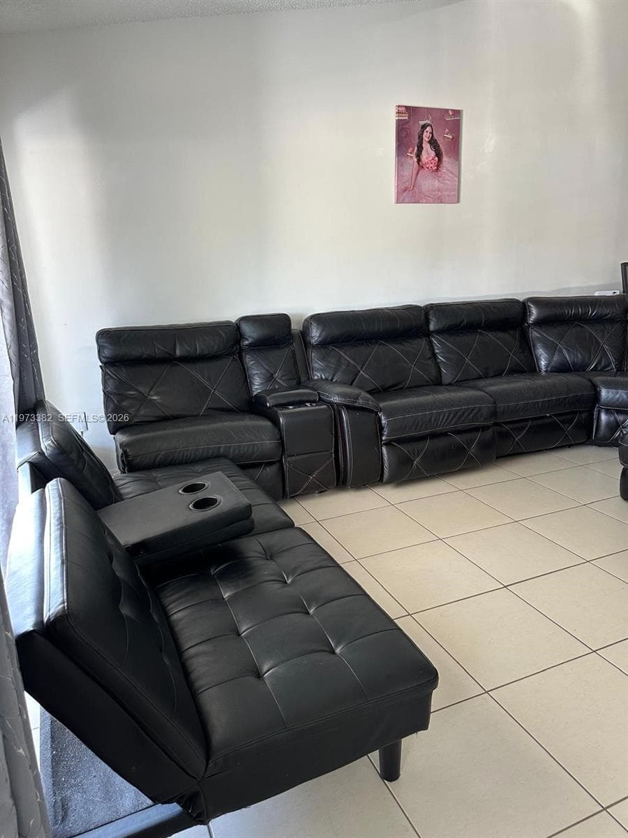 3242 NW 203rd St, Miami Gardens FL 33056 — 3