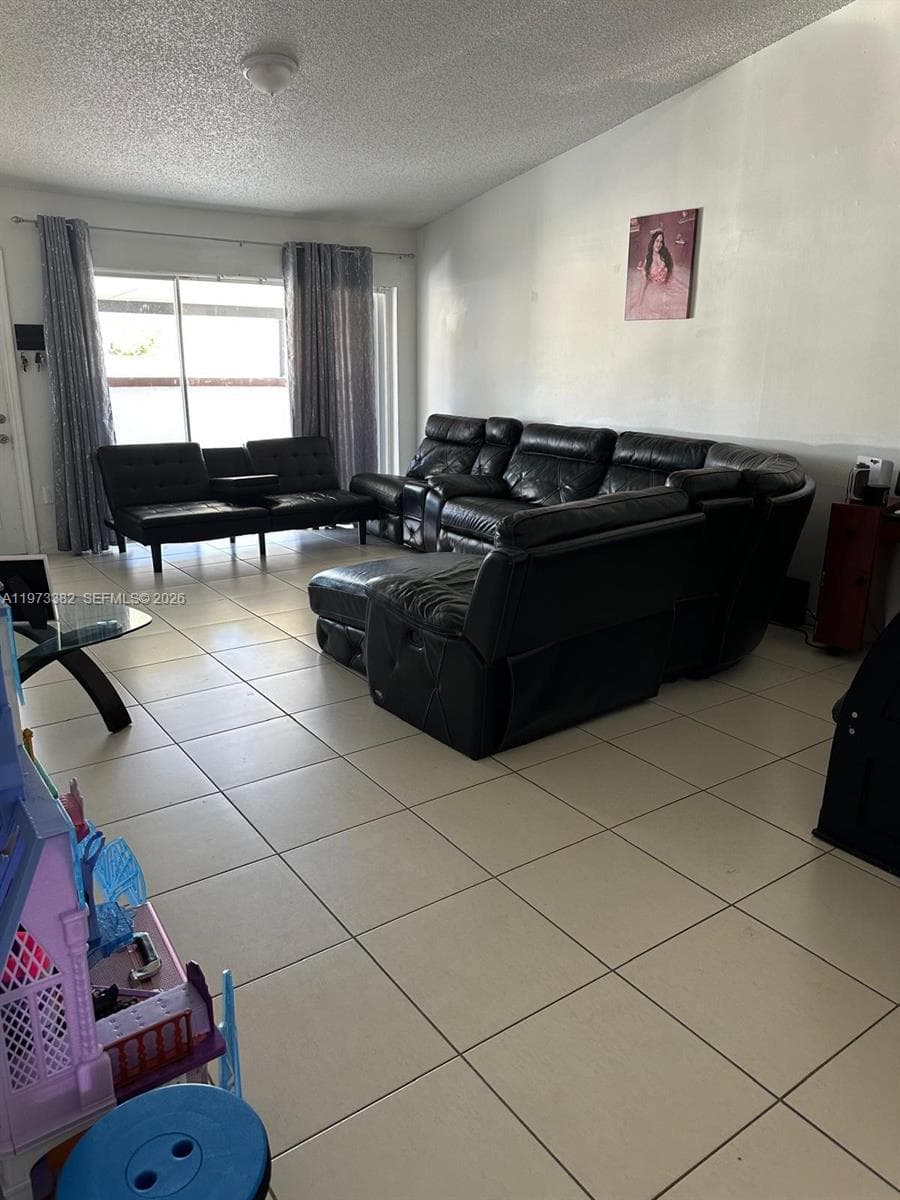 3242 NW 203rd St, Miami Gardens FL 33056 — 4