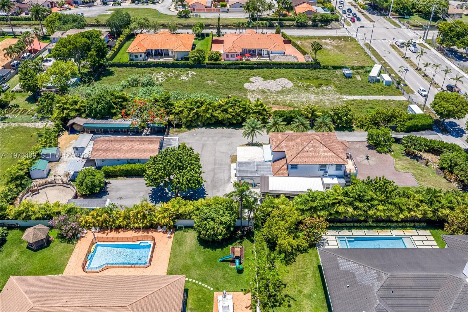 13050 SW 26th St, Miami FL 33175 — 42