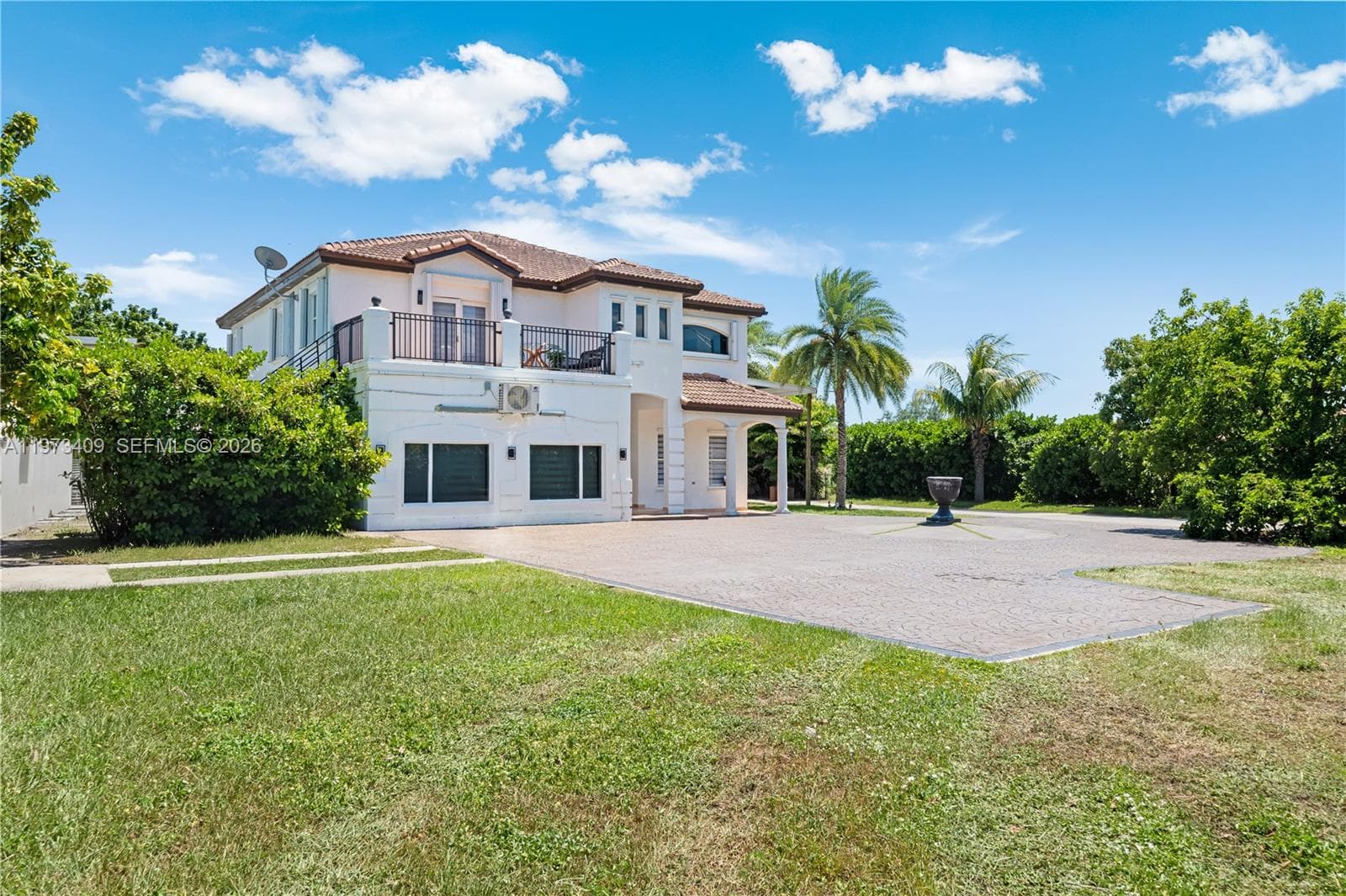 13050 SW 26th St, Miami FL 33175 — 38