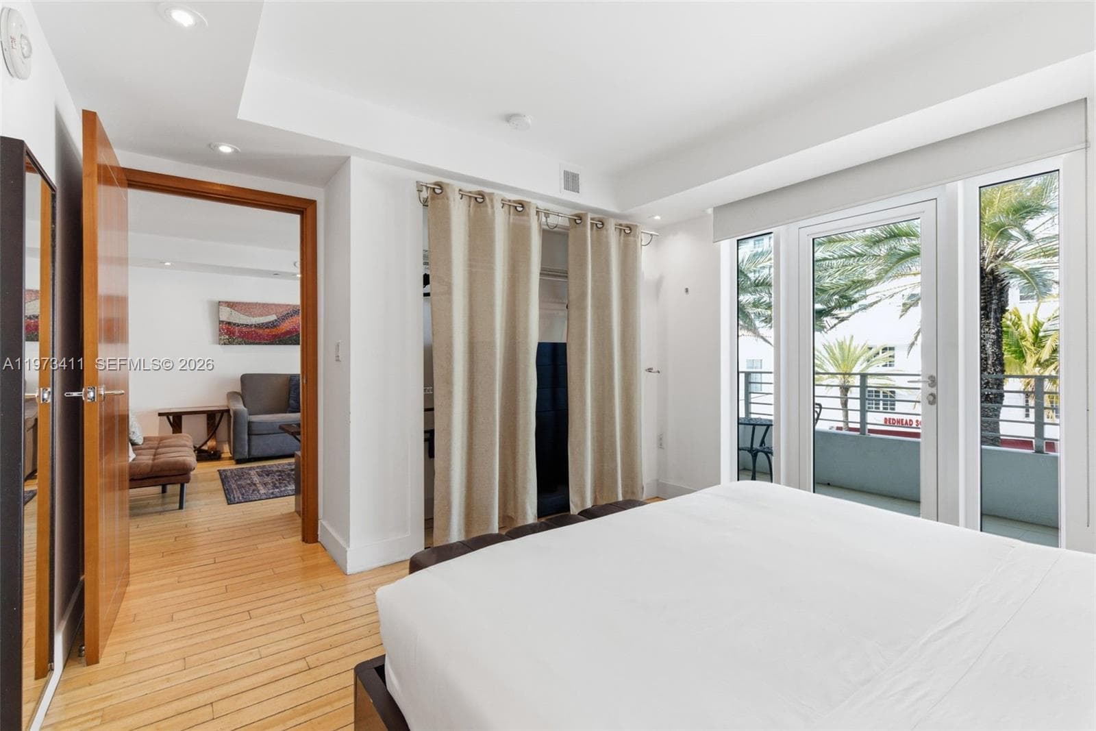 448 Ocean Dr # 303, Miami Beach FL 33139 — 20