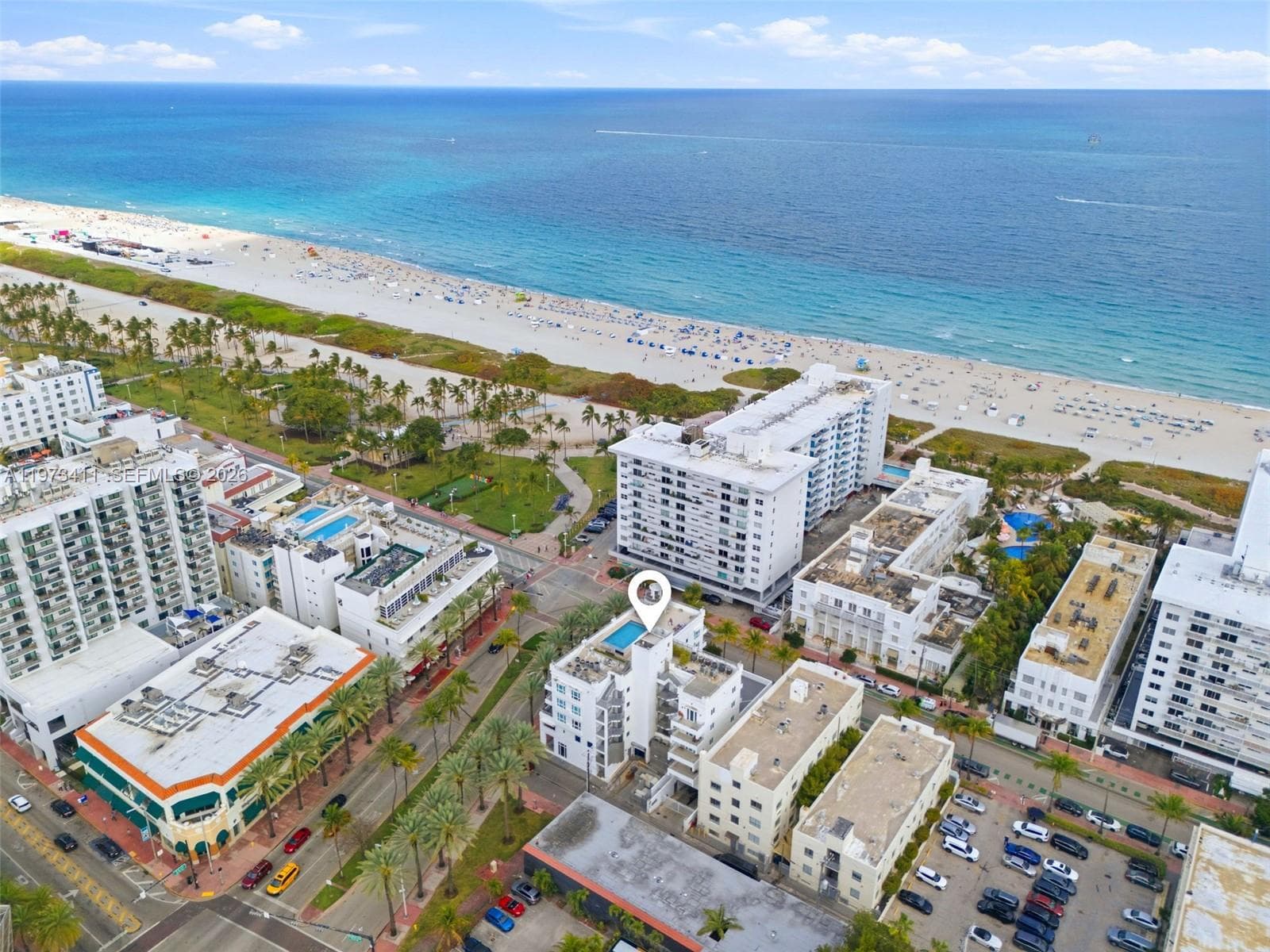 448 Ocean Dr # 303, Miami Beach FL 33139 — 33