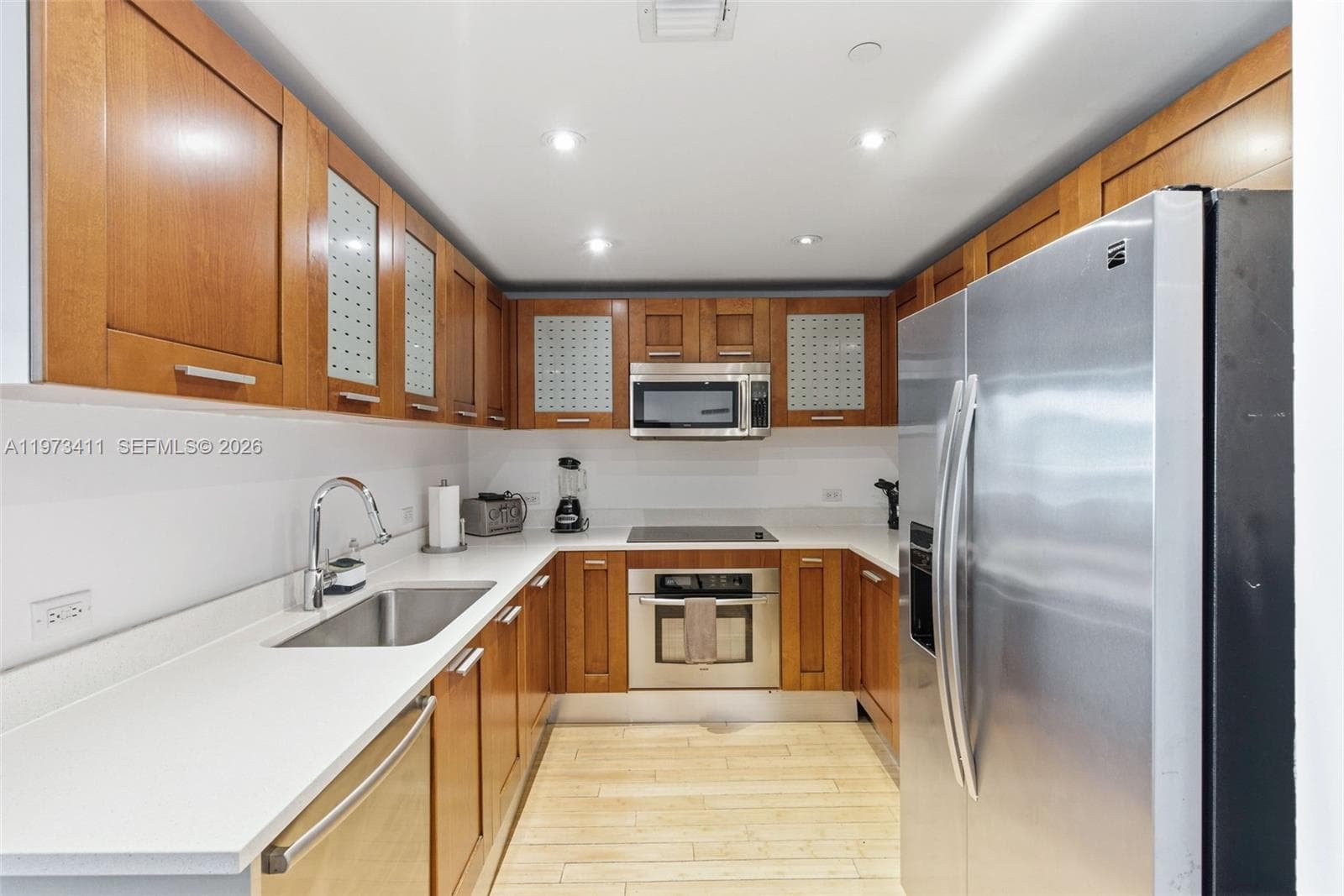 448 Ocean Dr # 303, Miami Beach FL 33139 — 14