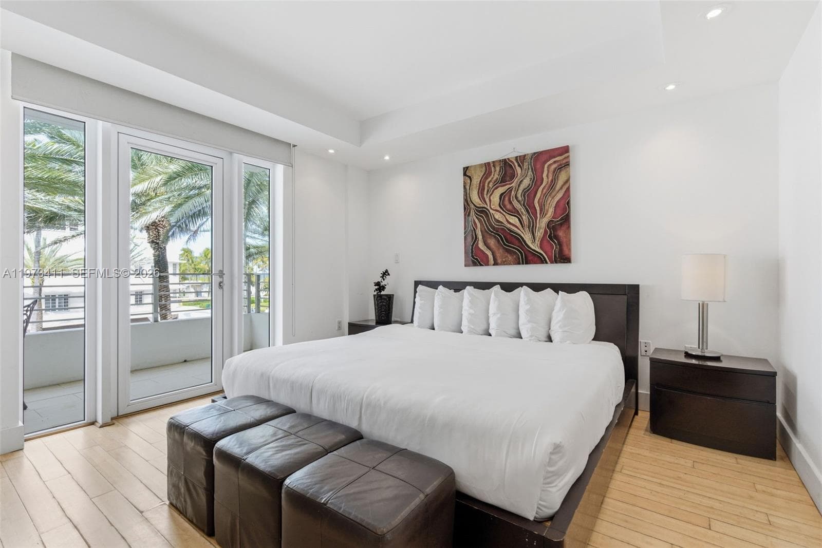 448 Ocean Dr # 303, Miami Beach FL 33139 — 18