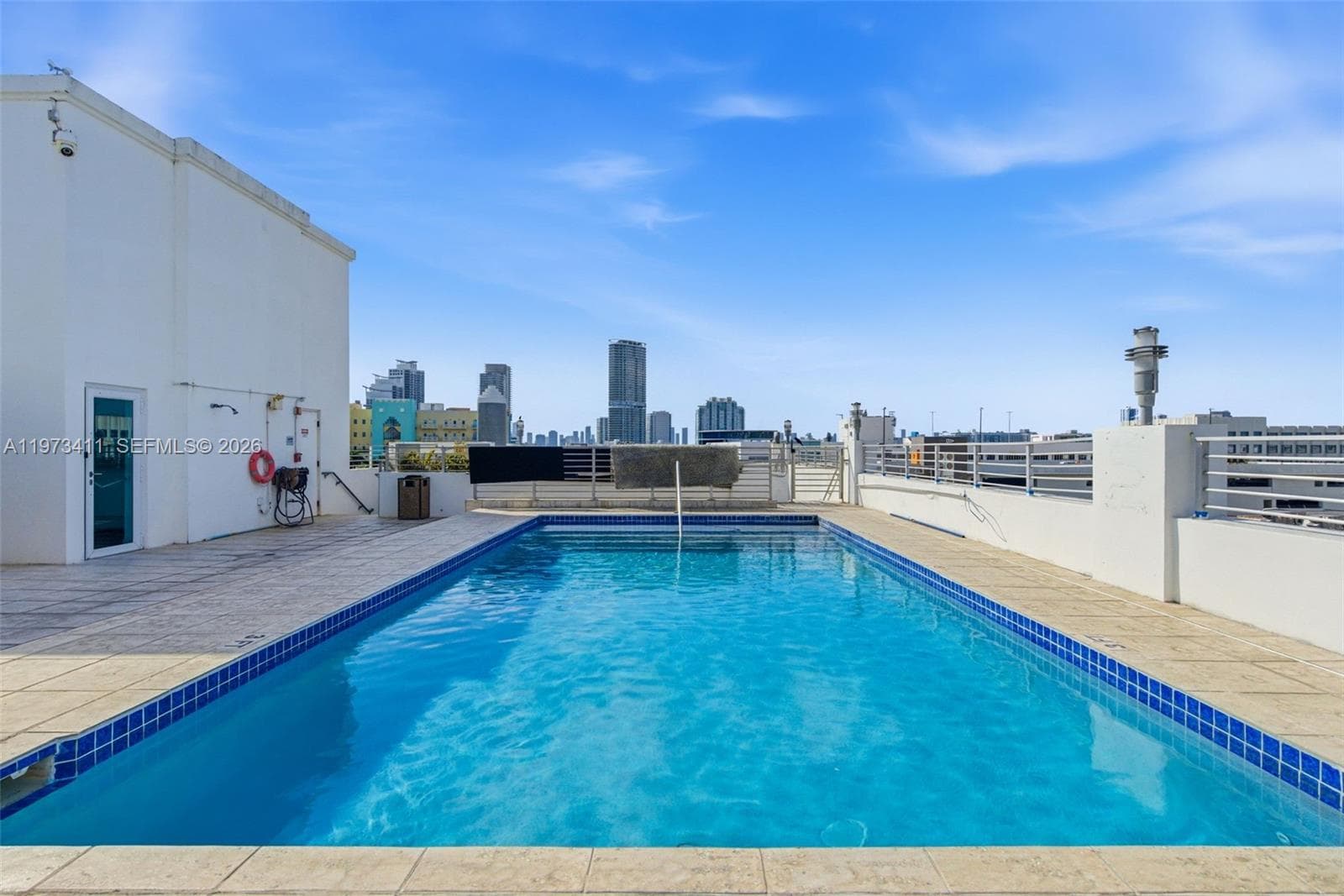 448 Ocean Dr # 303, Miami Beach FL 33139 — 29