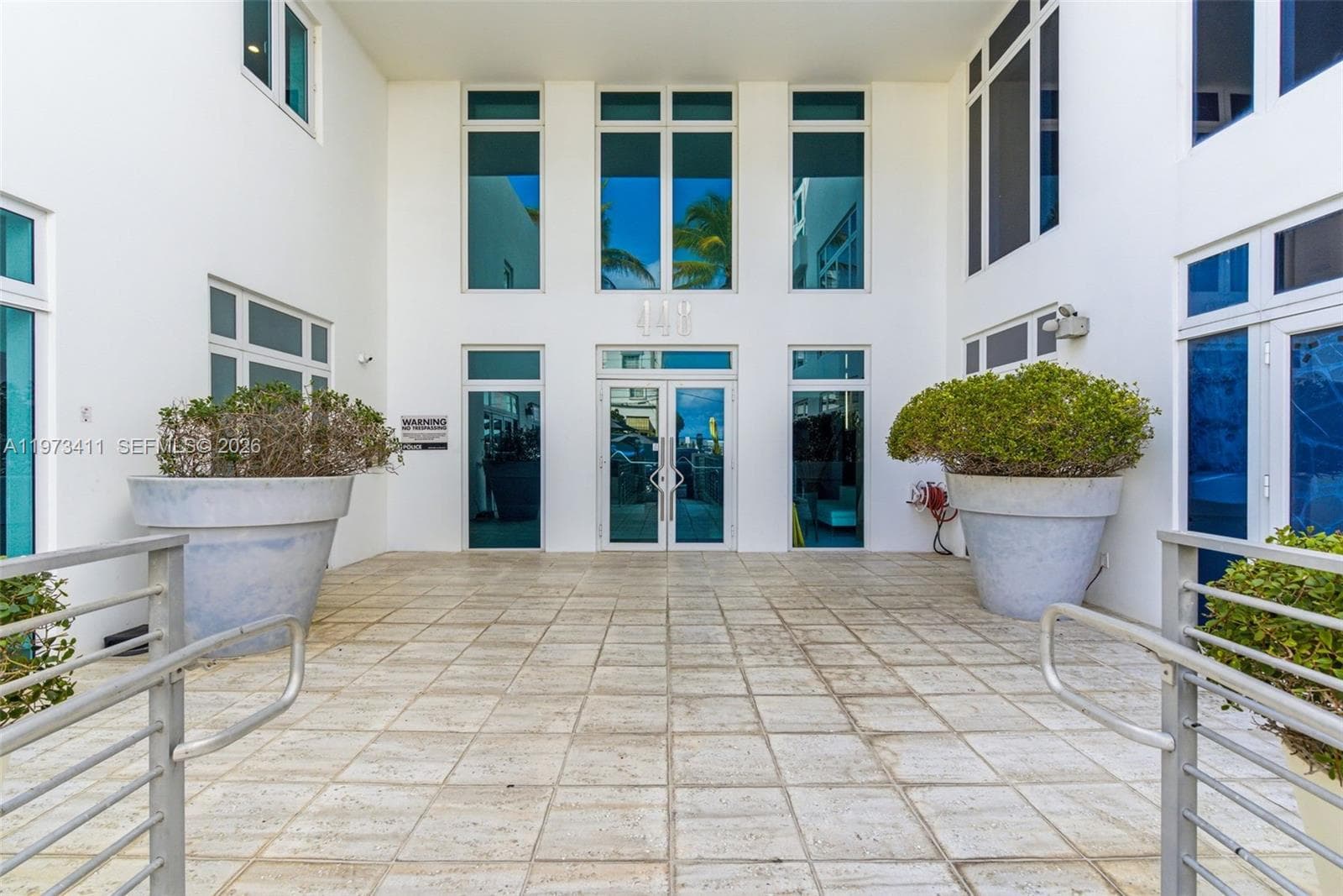 448 Ocean Dr # 303, Miami Beach FL 33139 — 4