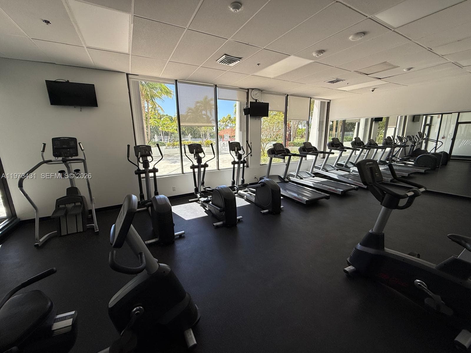 100 Bayview Dr # 610, Sunny Isles Beach FL 33160 — 20