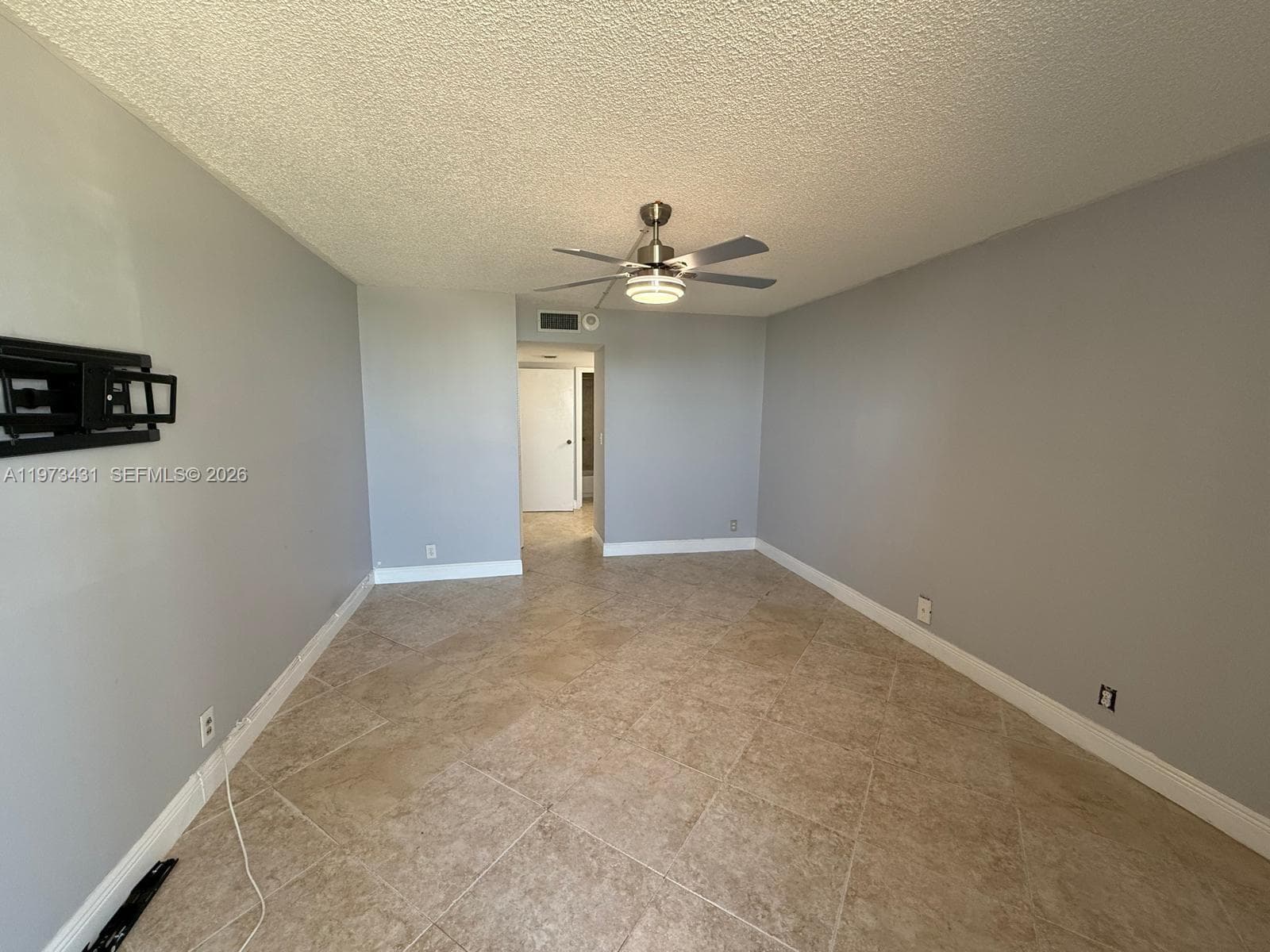 100 Bayview Dr # 610, Sunny Isles Beach FL 33160 — 10