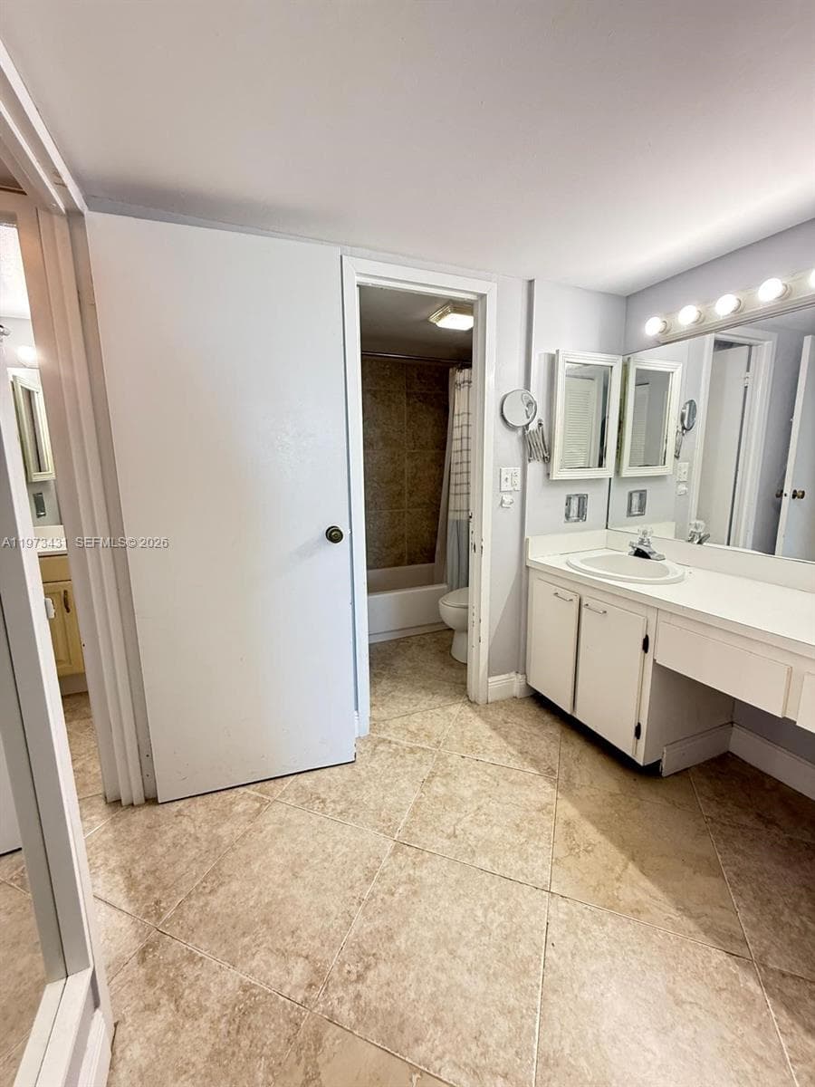 100 Bayview Dr # 610, Sunny Isles Beach FL 33160 — 11