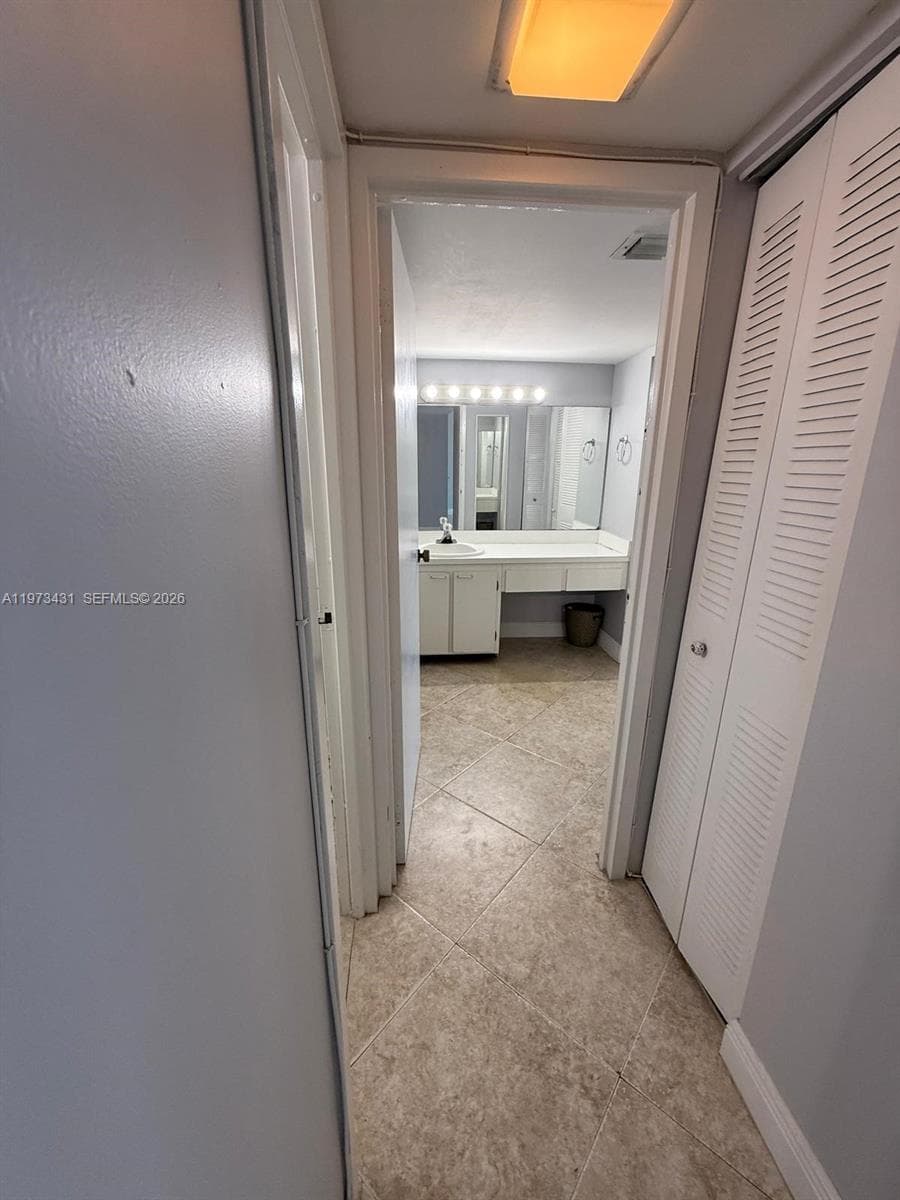 100 Bayview Dr # 610, Sunny Isles Beach FL 33160 — 8