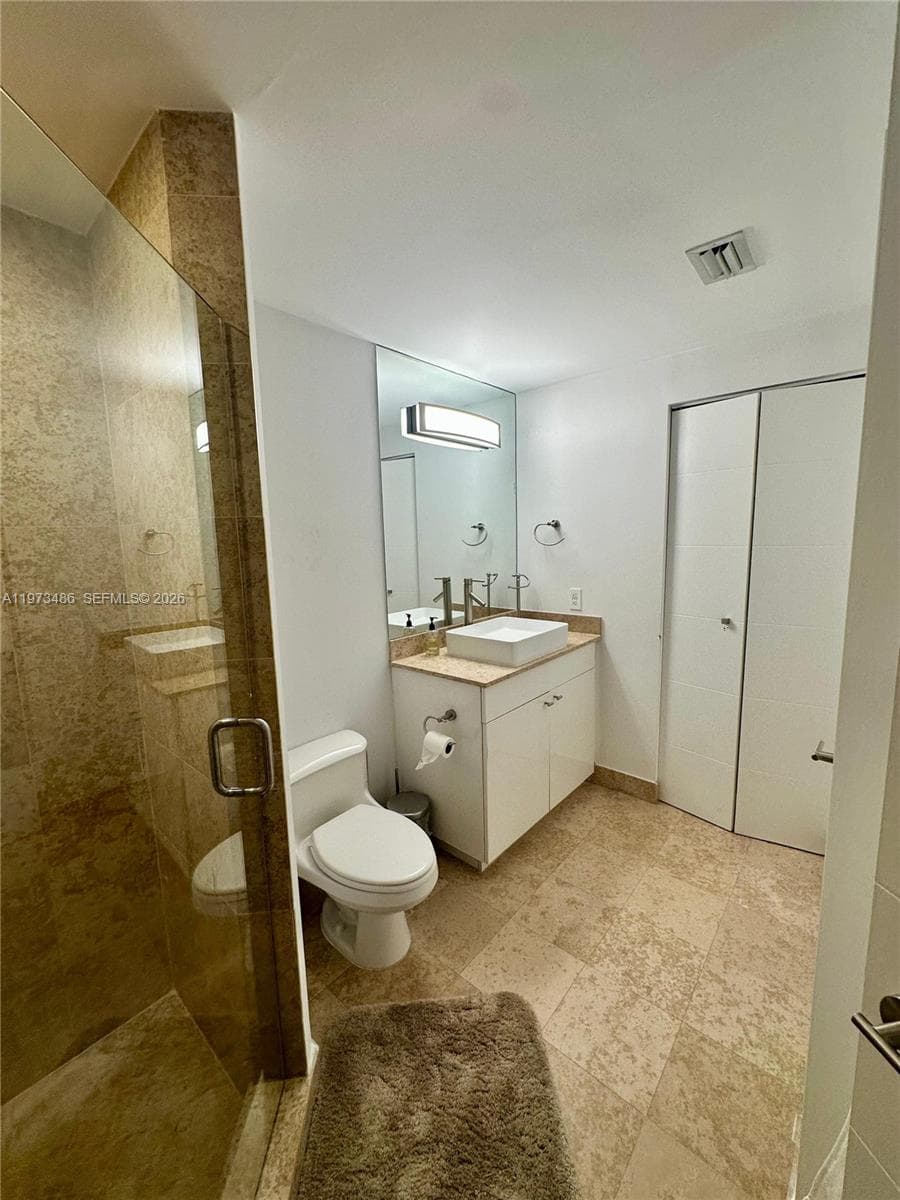 4775 Collins Ave # 2407, Miami Beach FL 33140 — 9