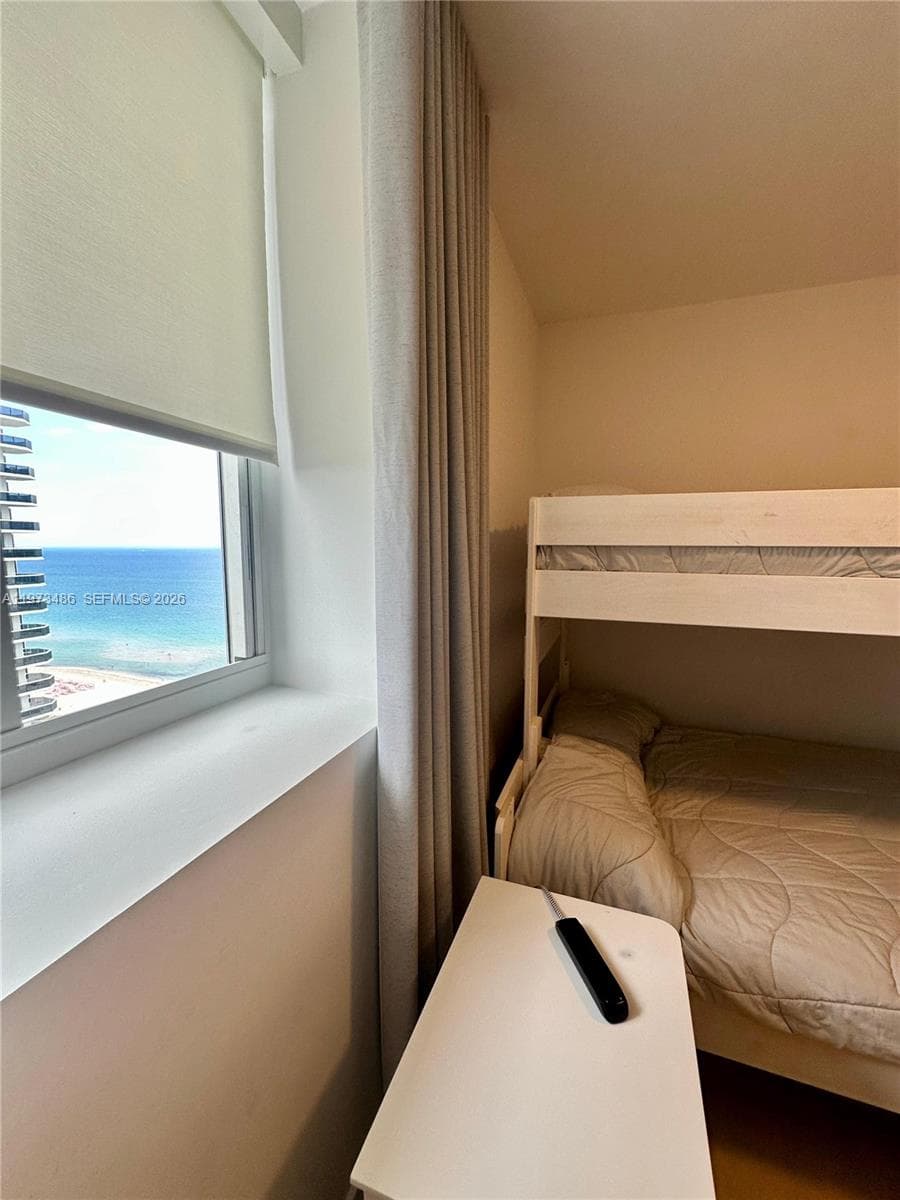 4775 Collins Ave # 2407, Miami Beach FL 33140 — 11