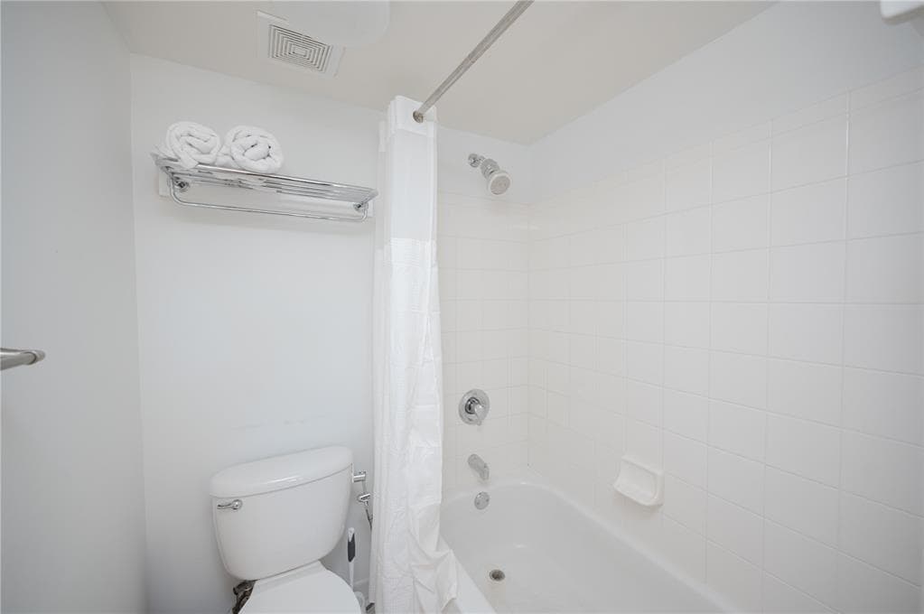 2841 NE 185th Street # 514, Miami FL 33180 — 15