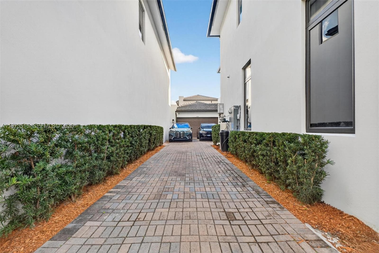 8126 NW 48th Ter, Doral FL 33166 — 62