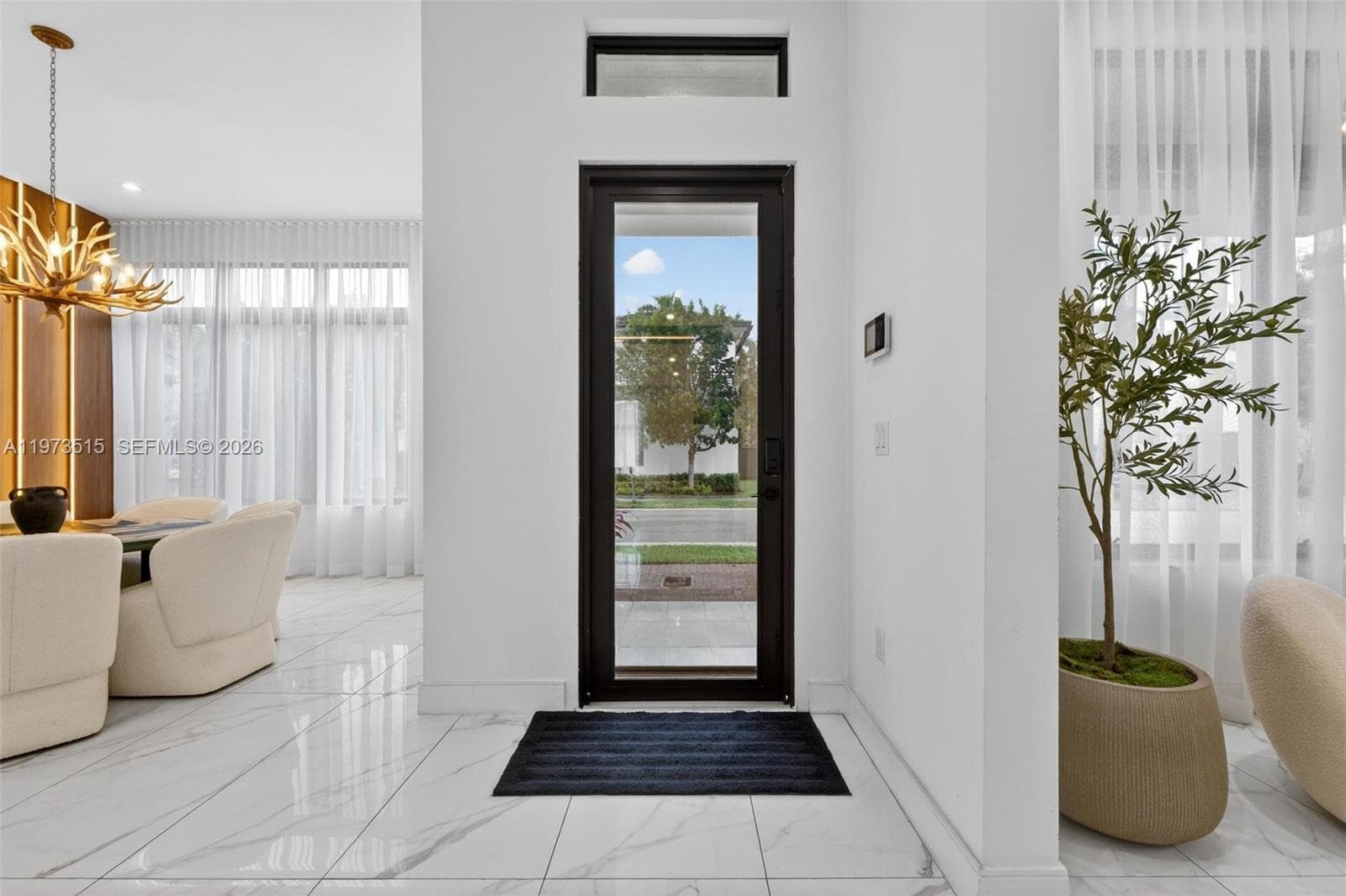 8126 NW 48th Ter, Doral FL 33166 — 7