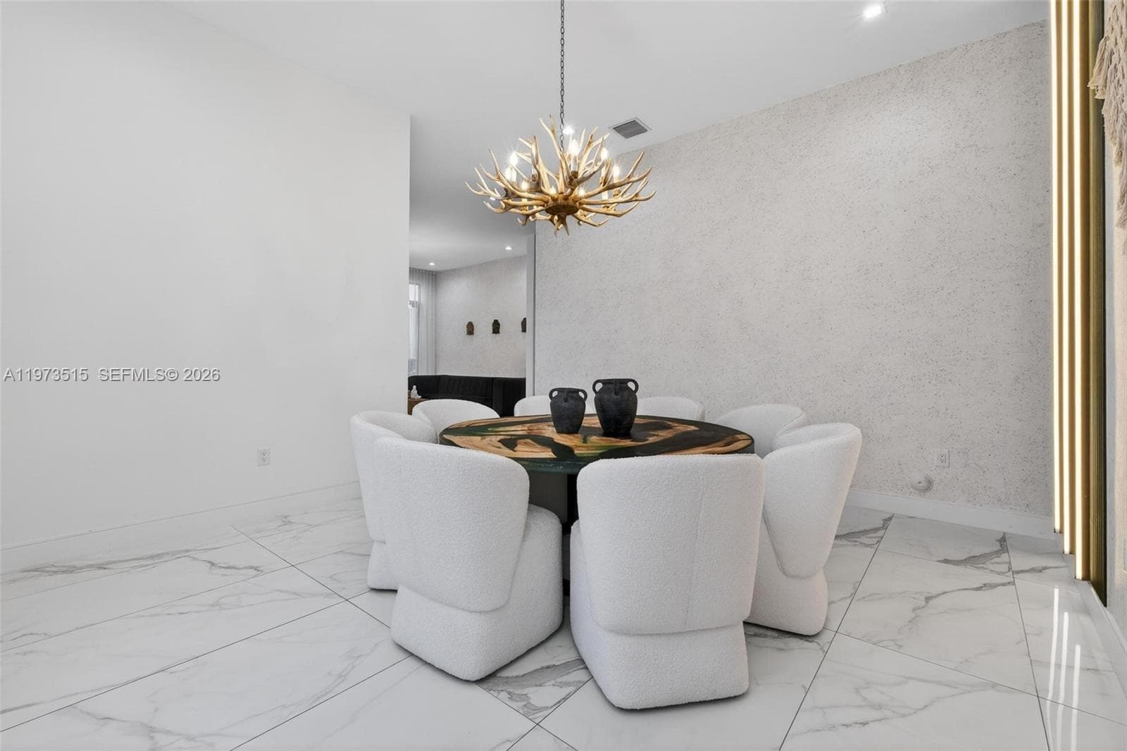 8126 NW 48th Ter, Doral FL 33166 — 9
