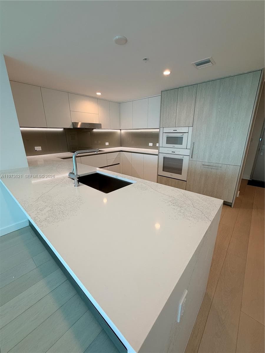 9201 E Bay Harbor Dr # 303, Bay Harbor Islands FL 33154 — 7