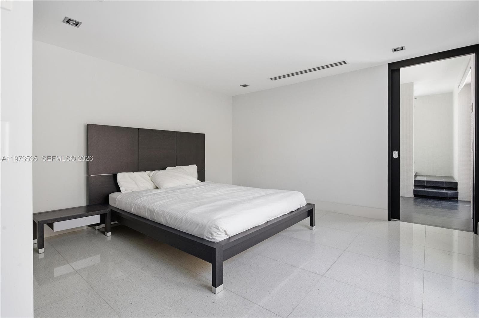 1330 Ocean Dr, Miami Beach FL 33139 — 26