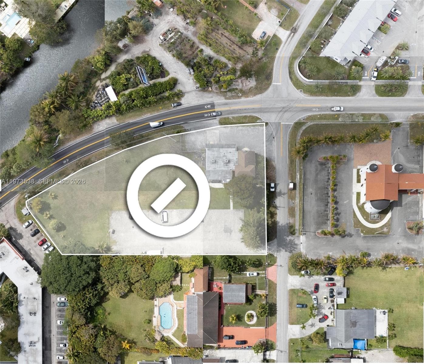 15343 NW 2nd Ave, Miami FL 33169 — 8