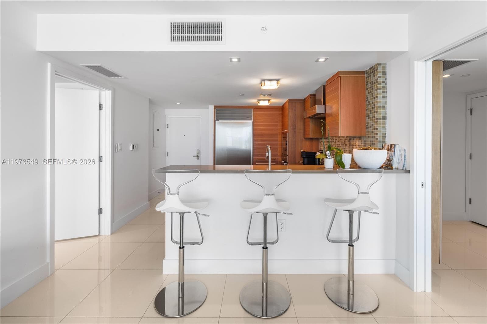 6801 Collins Ave, Miami Beach FL 33141 — 10
