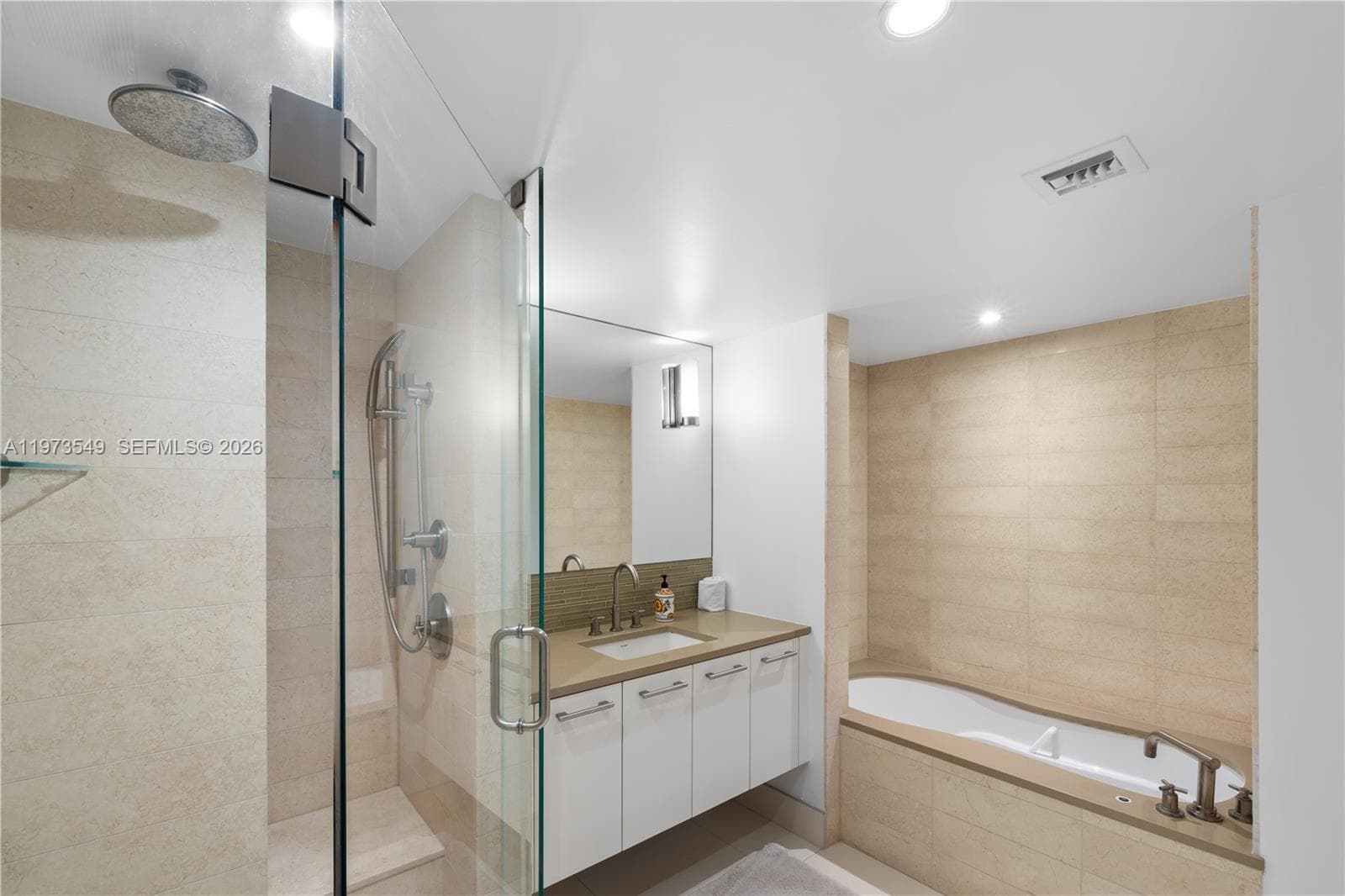 6801 Collins Ave, Miami Beach FL 33141 — 19