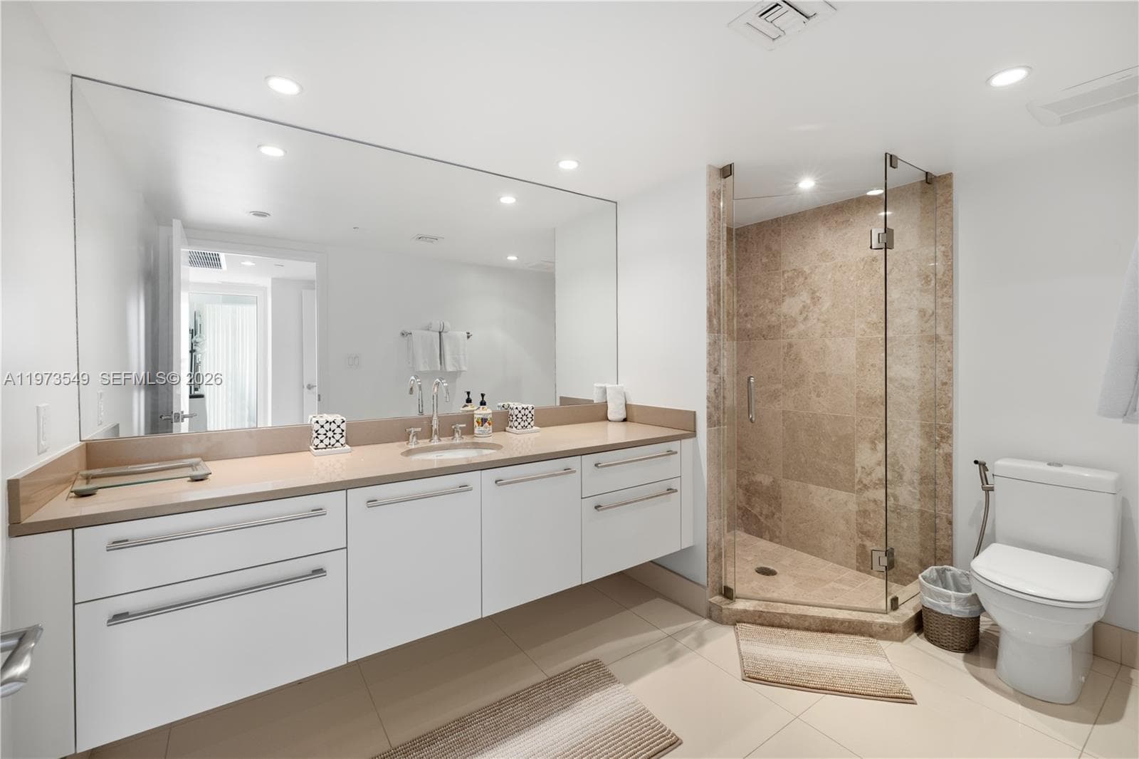 6801 Collins Ave, Miami Beach FL 33141 — 31