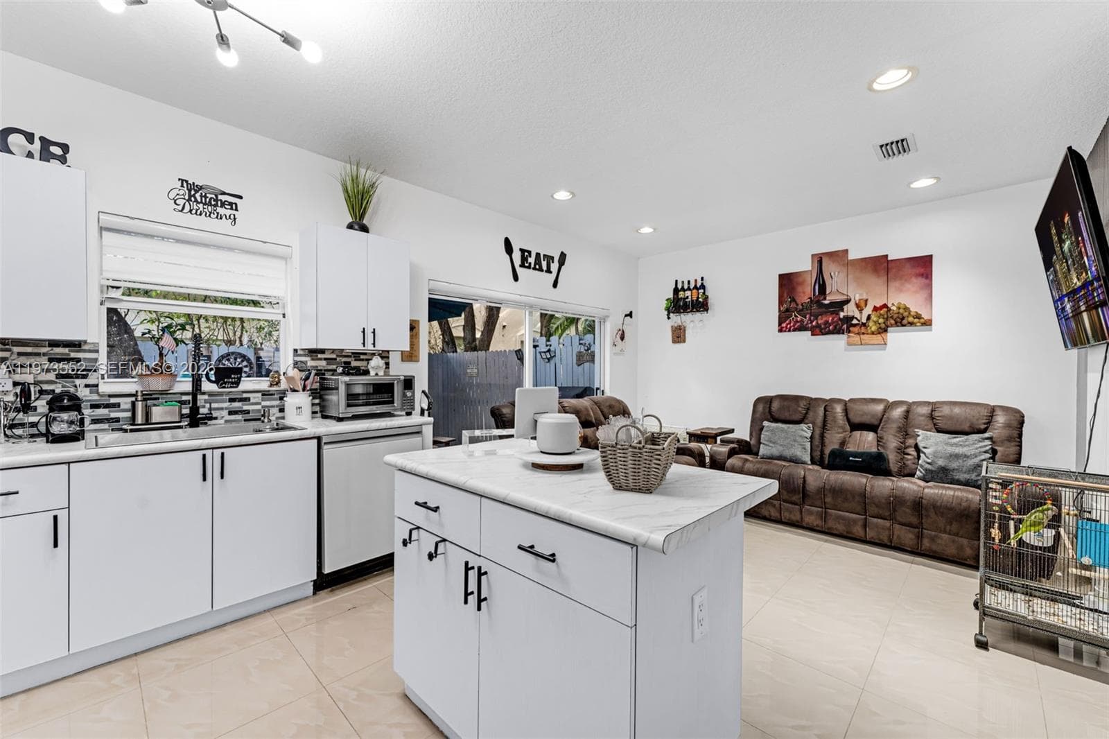1687 SE 30th St, Homestead FL 33035 — 20